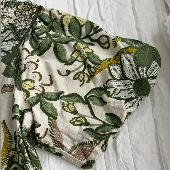 Floral Top NWT - Picture 4 of 9